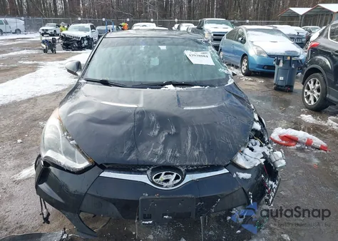 2015 Hyundai Veloster Re:flex z USA, uszkodzony, nr VIN KMHTC6AD4FU219128